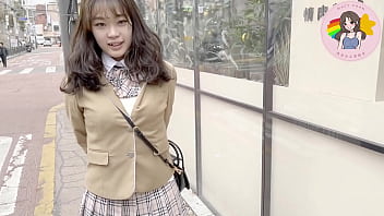 Macy Chan Hong Kong: Praktisi Erotis Yang Menggoda Dalam Av Berbahasa Kanton, Kisah Cinta Musim Dingin Dengan Seragam Sekolah Korea Yang Menggairahkan