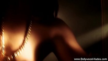 Gadis India Seksi Dan Menggoda