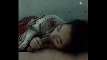 Em Gái Mút Cặc Phê Lòi Con Mắt