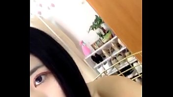 Cô Nàng Nóng Bỏng Dáng Chuẩn Phát Trực Tiếp Khoe Hàng Nóng