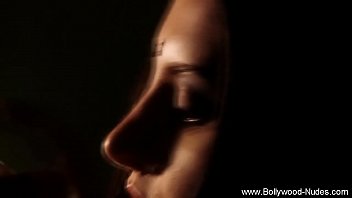 Wajah Cantik Dari India Yang Bikin Nafsu Bergolak