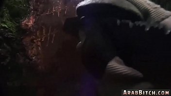 Ayah Arab Yang Menghangatkan Ranjangku Di Rumah Keduaku