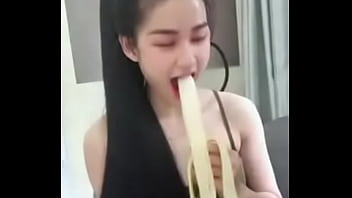 Gai Viet Thèm Khát Cây Chuối