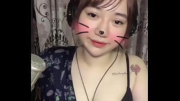 Gadis Seksi Yang Menggoda