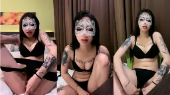 Novita Si Tante Mesum Ngangkang Sambil Colmek Tipis-tipis Bikin Nafsu
