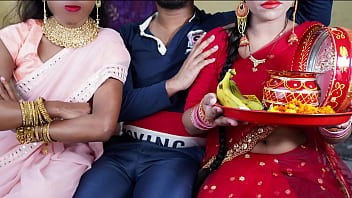 Pesta Malam Karwa Chauth, Rayakan Dengan Birahi Panas Ala Desi