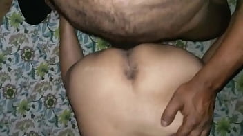 Gadis India Perawan Kehilangan Keperawanan – Pengalaman Pertama Yang Panas Dan Menggoda