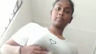 Gadis Tamil Telanjang Dan Memainkan Memeknya