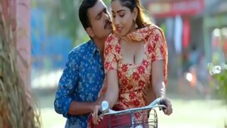 Goyangan Panas Seri Web Dewasa India