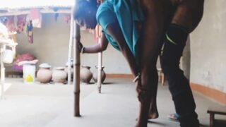 Video Mesum Suami Istri Berhubungan Intim Dengan Posisi Berdiri