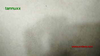 Gadis India Remaja Digerogoti Guru Secara Perlahan