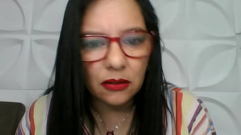 Gadis Kecil Dan Ibunya Yang Menggoda