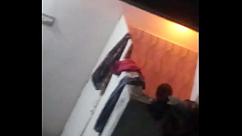 Mandi Basah Di India Yang Menggoda