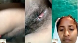 Gadis Matang Pakistan Memamerkan Payudara Dan Kemaluannya
