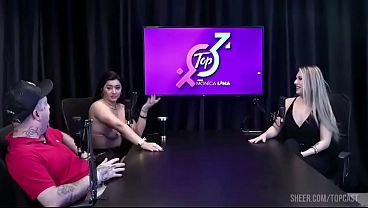 Negro Com Pênis Enorme Surge Em Entrevista E Transa Com Duas Mulheres Casadas Ao Vivo, Enquanto Marido Corno E Submisso Assiste.