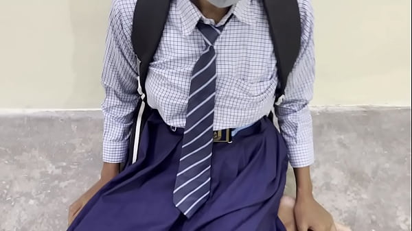 Gadis Desa India Digoyang Kencang Oleh Pacar Di Sekolah