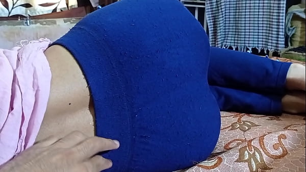Adik Tiri India Yang Imut Ditiduri Kakak Tirinya, Adegan Mesra Penuh Nafsu Dengan Audio Hindi Jernih, Video Seks Desi Yang Panas