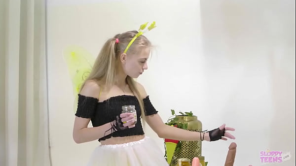 Bonnie Dolce Terikat Dan Ditiduri Dalam Cosplay Bondage – Trailer #02