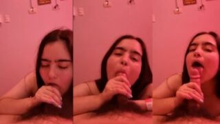 Pelacur Goa Menghisap Kontol Kliennya Dalam Video Porno Mms India