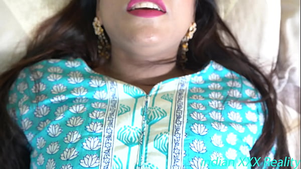 Valentine Ka Maza India Style: Garam Jawani Ki Raat