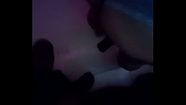 Mamá Soltera De 31, Mareada Y Su Amiga Ebria Al Límite