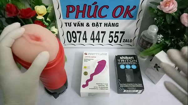 Âm Hộ Gắn Tường Tự Sướng