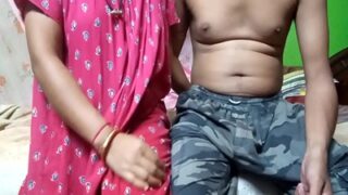 Devar Muda Merawat Memek Bhabhi Yang Menggairahkan – Adegan Panas Ala India