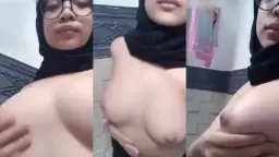 Ukhti Montok Goyang Hot Bikin Geger