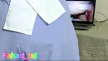 Adik Tiri Desi Ketahuan Nonton Bokep Lalu Digituin
