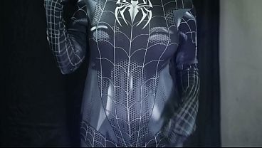 Ngentot Gila Sama Cewek Indo Cosplay Spiderman, Memeknya Basah Dan Becek Sampe Meletus