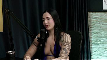 Criadoras Com Ego Inflado, Querem Dar Pra Max Garcia E Inventam Uma História Pra Mãe De Bi Mejia