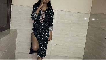 Devar Nangkep Bhabhi Lagi Ngerokok Sendirian, Bhabhi India Tiap Hari Dientot Dubur Sama Memeknya Sama Devar