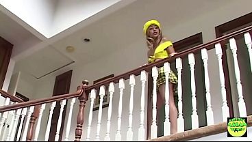 Cowok Bertongkat Besar Menghajar Pantat Gadis Asia Seksi Sampai Merintih