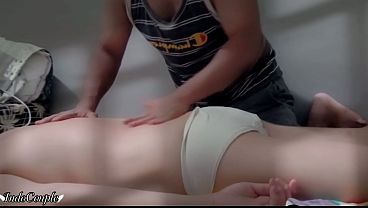 Desi Istri Setuju Direkam Pas Gue Pijitin, Makin Greget
