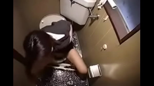 Gadis Jepang Menggoda Diri Sendiri Dengan Nafsu