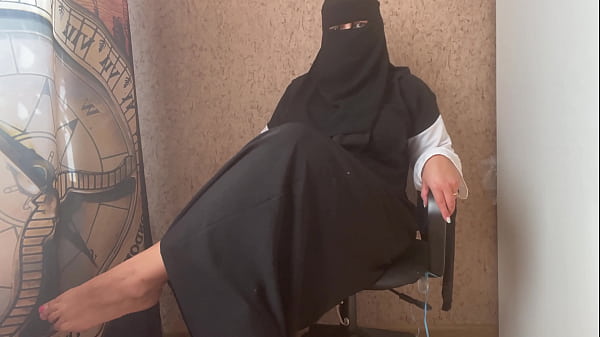 Joi Panas Dari Tante Arab Pakai Hijab Bikin Ngaceng