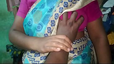 Ibu Rumah Tangga Priyanka India, Siap Dimanjakan Di Rumah Dengan Gaya Liar.