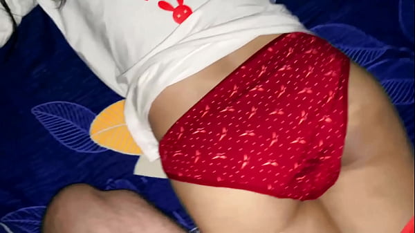 Bokep Kakak Tiri India, Memeknya Digenjot Keras Sampai Meraung.