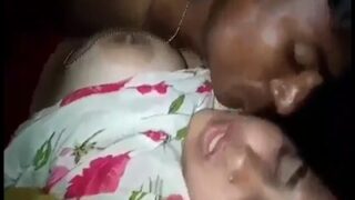 A Pervert Ngewein Ludhiane Di Kudi Di Video Punjabi Panas Abis