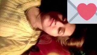Desi Cewek Bugil Pamer Buat Pacar Lewat Video Call