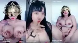 Indry Hoy Colok Memek Pake Dildo Sambil Remes-remes Susu Di Likee.