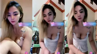 Nih Goyangan Belahan Toket Mulus Cici Bai Yang Bikin Meleleh.