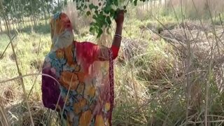 Nonton Video Mesum Sasur Sama Bahu Di Kebun, Bikin Makin Panas