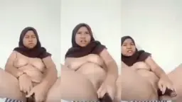 Ukhti Pake Terong Buat Colok-mencolok Di Dalem, Sampe Muncrat Keluar
