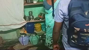 Cewek India Digebukin Tante Di Rumah, Makin Greget Pas Lagi Panas-panasnya