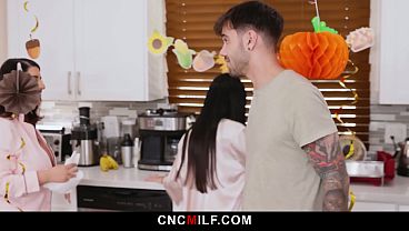 Ibu Tiri Baru Marica Diajarin Aturan Keluarga Yang Bebas Dipakai Seenaknya.