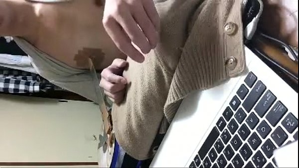 Tonton Video Game Cewek Jepang Ngentot Puting Susu Diiringi Musik Hot.