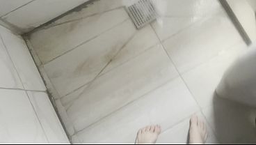 Aku Nemuin Dildo Di Rumah Ibu Tiri Arabku, Lalu Kasih Dia Cobain Kontol Asli.