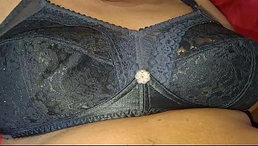 Ibu-ibu Asia Seksi Bikin Ngilu, Siapapun Nggak Bisa Tahan, Lo Suka Dia Nggak?