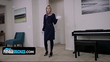 Si Blonde Montok Allie Nicole Dikocok Habis Sama Adik Tiri Ngeseks